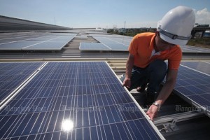 Chinese cash in on Thai solar power