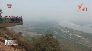First glass skywalk on cliff by Mekong River opens at Wat Pa Tak Sua2