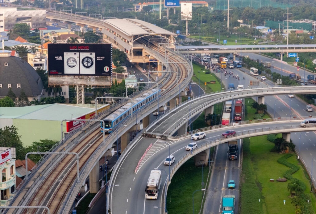 Ho Chi Minh City needs to complete around 180 km of new metro line ...